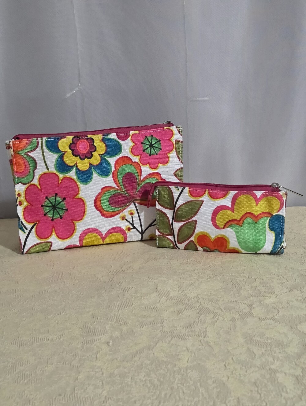 Clinique - Bright & Bold 2 Pc. Floral Canvas Makeup Travel Bags